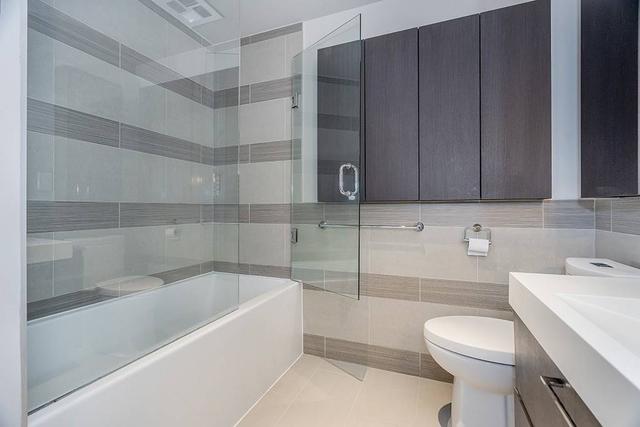 3604 - 70 Distillery Lane E, Condo with 1 bedrooms, 1 bathrooms and 1 parking in Toronto ON | Image 2
