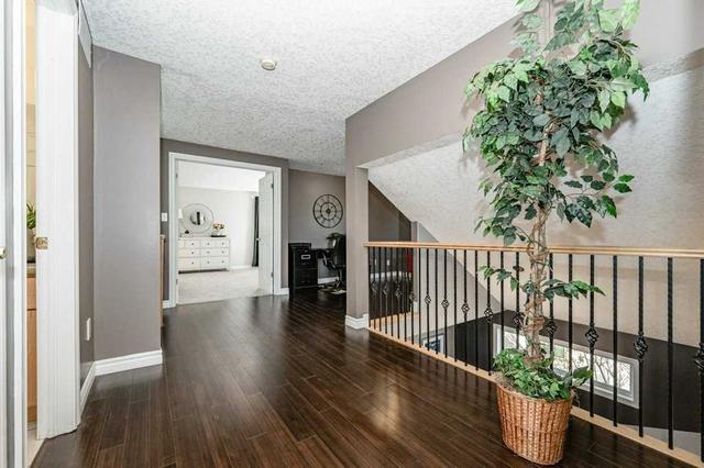 143 Deerpath Dr, House detached with 3 bedrooms, 4 bathrooms and 4 parking in Guelph ON | Image 18