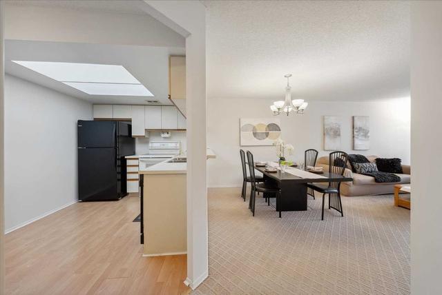 207 - 1101 Steeles Ave W, Condo with 2 bedrooms, 2 bathrooms and 1 parking in Toronto ON | Image 3