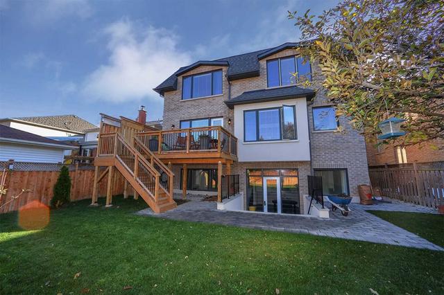 218 Pleasant Ave, House detached with 4 bedrooms, 7 bathrooms and 4 parking in Toronto ON | Image 33