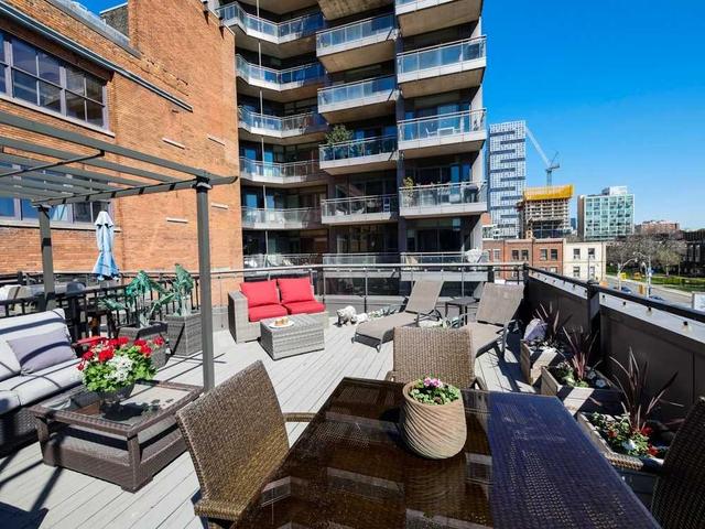 th1 - 127 Queen St, Townhouse with 2 bedrooms, 2 bathrooms and 1 parking in Toronto ON | Image 25