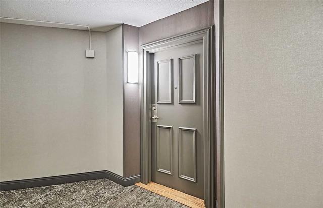 226 - 255 The Donway W Rd, Condo with 2 bedrooms, 2 bathrooms and 1 parking in Toronto ON | Image 12