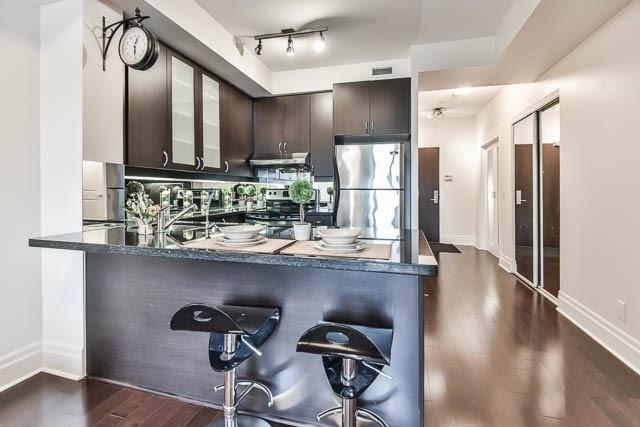 202B - 21 Upper Duke Cres, Condo with 1 bedrooms, 2 bathrooms and 1 parking in Markham ON | Image 6