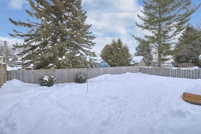 333 Cedar St, House detached with 3 bedrooms, 2 bathrooms and 5 parking in Midland ON | Image 8