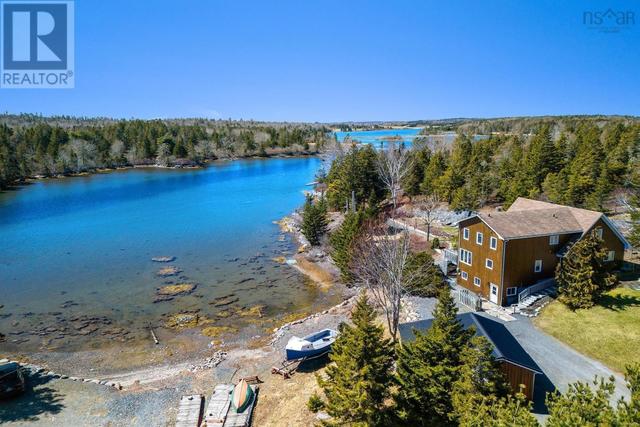 40 Whynacht Cove Road, House detached with 3 bedrooms, 2 bathrooms and null parking in Lunenburg MD NS | Image 2