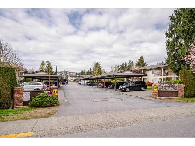 32 - 6467 197 Street, House attached with 3 bedrooms, 2 bathrooms and 2 parking in Langley BC | Image 4