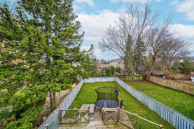 439 Melrose Ave, House detached with 3 bedrooms, 4 bathrooms and 3 parking in Toronto ON | Image 19