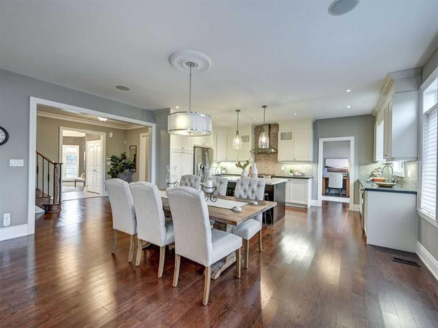19 Elm St, House detached with 4 bedrooms, 5 bathrooms and 8 parking in Markham ON | Image 7