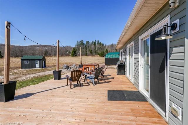 84470 Sideroad 6, House detached with 3 bedrooms, 2 bathrooms and 9 parking in Meaford ON | Image 4