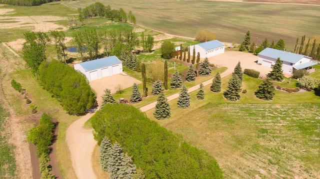 2010 Township Road 412, House detached with 4 bedrooms, 2 bathrooms and 2 parking in Lacombe County AB | Image 46