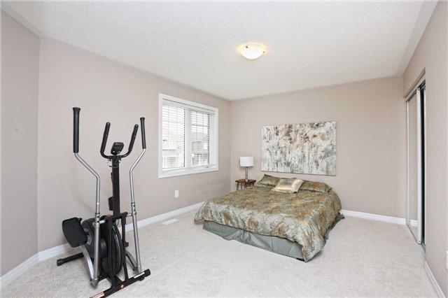 35 Miracle Tr, House detached with 4 bedrooms, 3 bathrooms and 2 parking in Brampton ON | Image 17