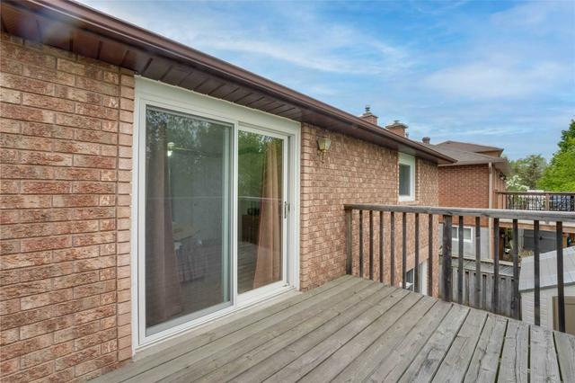 5 Nugent Crt, House detached with 3 bedrooms, 2 bathrooms and 5 parking in Barrie ON | Image 3