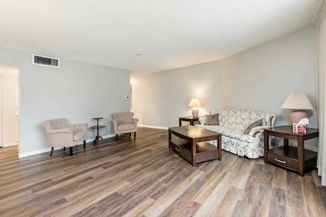 107 - 1300 Bloor St, Condo with 3 bedrooms, 2 bathrooms and 1 parking in Mississauga ON | Image 31