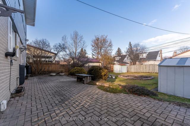 9 Lagos Rd, House detached with 3 bedrooms, 1 bathrooms and 2 parking in Toronto ON | Image 22
