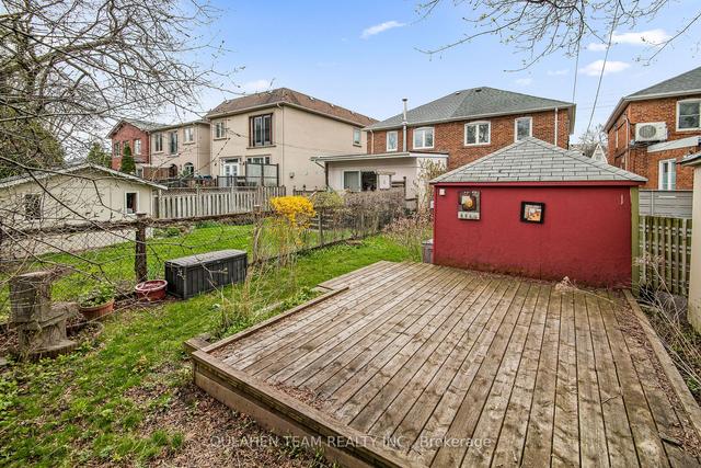 526 Broadway Ave, House semidetached with 3 bedrooms, 2 bathrooms and 1 parking in Toronto ON | Image 25