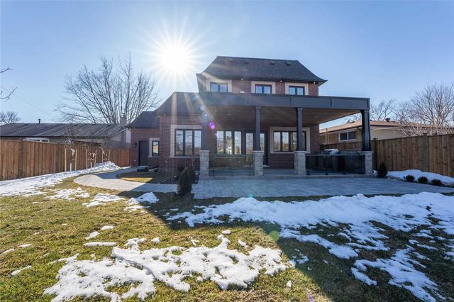 511 Sandbrook Rd N, House detached with 4 bedrooms, 10 bathrooms and 6 parking in Oakville ON | Image 31