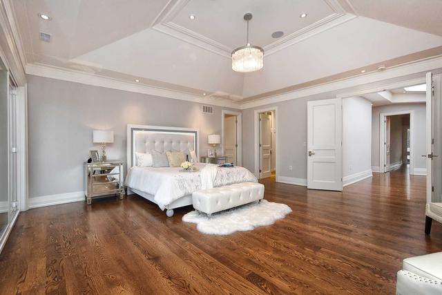 27 George Henry Blvd, House detached with 5 bedrooms, 8 bathrooms and 7 parking in Toronto ON | Image 14