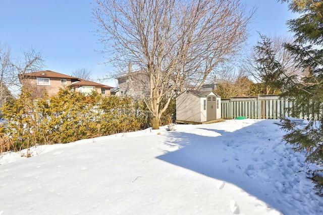 32 Amberview Dr, House detached with 3 bedrooms, 3 bathrooms and 6 parking in Georgina ON | Image 21