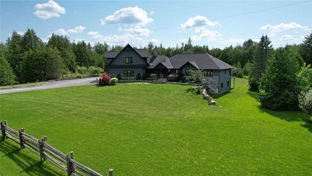 487 Fairbairn Rd, House detached with 3 bedrooms, 3 bathrooms and 13 parking in Kawartha Lakes ON | Image 7