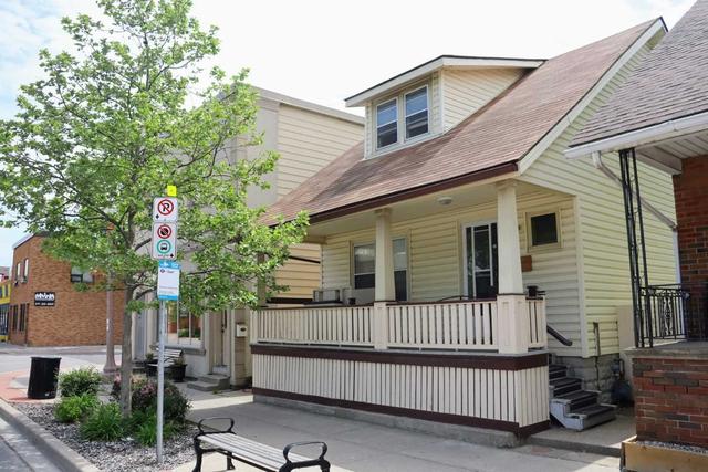 1085 Erie East St, House detached with 3 bedrooms, 1 bathrooms and 0 parking in Windsor ON | Image 1