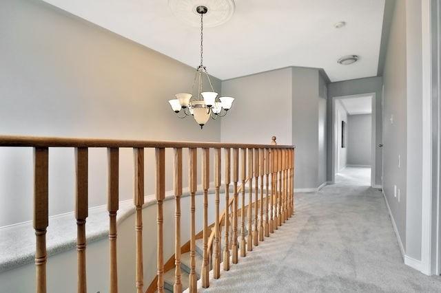 469 Pondview Pl, House detached with 3 bedrooms, 3 bathrooms and 2 parking in Oakville ON | Image 13