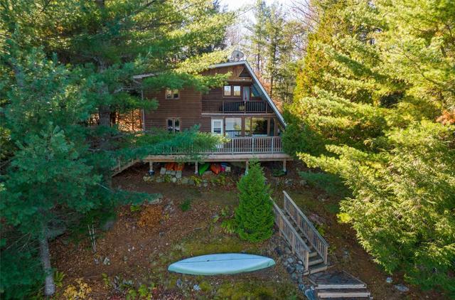 1085 Hallett's Rd, House detached with 4 bedrooms, 2 bathrooms and 4 parking in Muskoka Lakes ON | Image 1