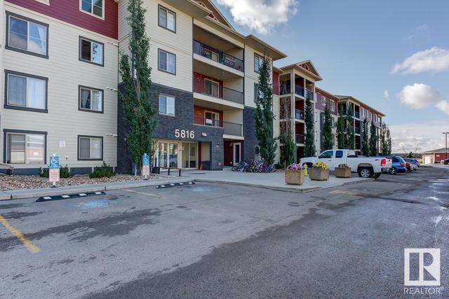 221 - 5816 Mullen Pl Nw, Condo with 3 bedrooms, 2 bathrooms and 1 parking in Edmonton AB | Card Image