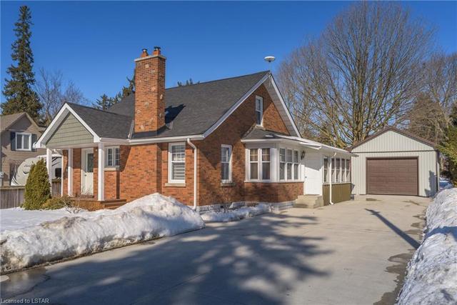 24388 Poplar Hill Road, House detached with 3 bedrooms, 1 bathrooms and null parking in Middlesex Centre ON | Image 3