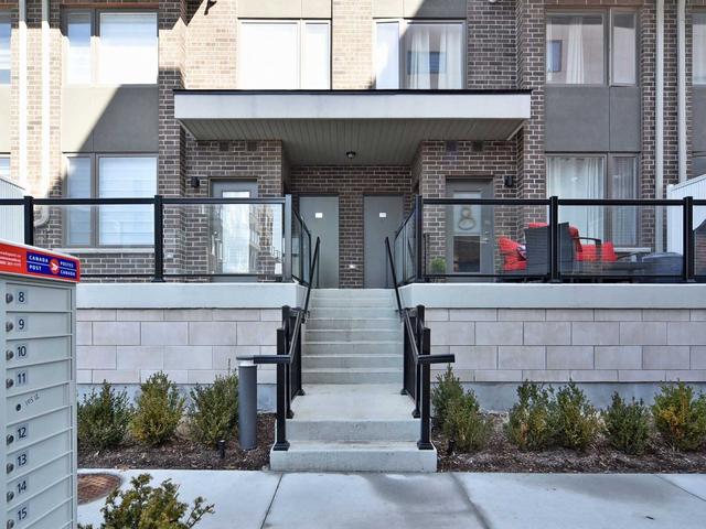 220 - 1460 Whites Rd, Townhouse with 2 bedrooms, 3 bathrooms and 1 parking in Pickering ON | Image 1