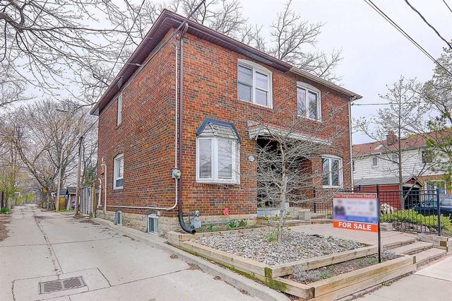111 Greer Rd, House semidetached with 3 bedrooms, 2 bathrooms and 1 parking in Toronto ON | Image 1