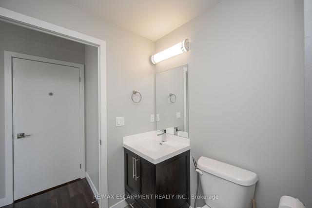 1208 - 2081 Fairview St, Condo with 2 bedrooms, 2 bathrooms and 1 parking in Burlington ON | Image 13