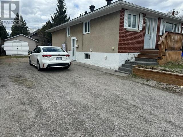 59 Second Avenue, House detached with 3 bedrooms, 1 bathrooms and null parking in Greater Sudbury ON | Image 3