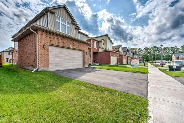 1724 Aukett Drive, House detached with 4 bedrooms, 2 bathrooms and 4 parking in London ON | Image 3