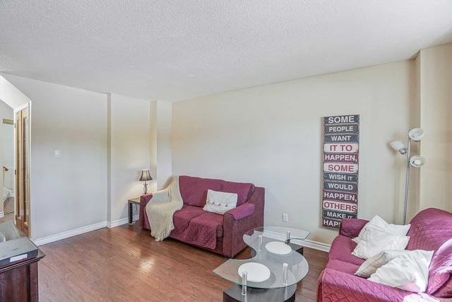 69 - 405 Hyacinthe Blvd N, Townhouse with 3 bedrooms, 2 bathrooms and 2 parking in Mississauga ON | Image 4