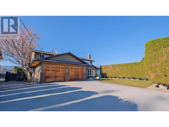1638 Pritchard Drive, House detached with 5 bedrooms, 2 bathrooms and 6 parking in West Kelowna BC | Image 30