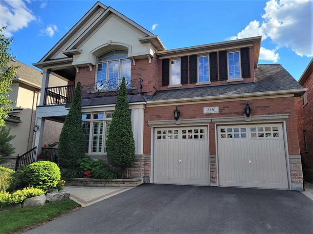 2340 Awenda Dr, House detached with 4 bedrooms, 5 bathrooms and 5 parking in Oakville ON | Image 1