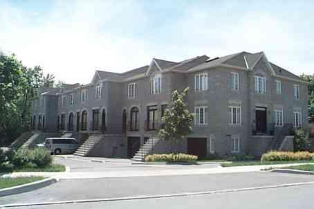 th2 - 7 Dervock Cres, Townhouse with 3 bedrooms, 2 bathrooms and 2 parking in Toronto ON | Image 1