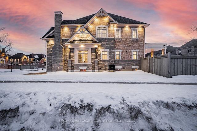 2 Herringbone Cres, House detached with 4 bedrooms, 4 bathrooms and 9 parking in Brampton ON | Image 32