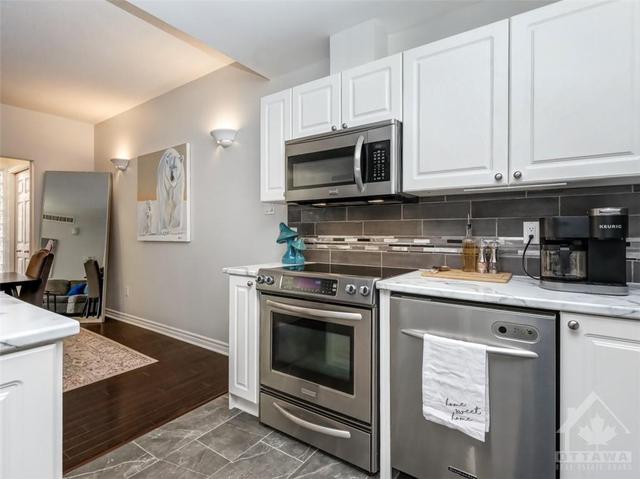 a - 97 Crestway Drive, Condo with 1 bedrooms, 1 bathrooms and 1 parking in Ottawa ON | Image 9