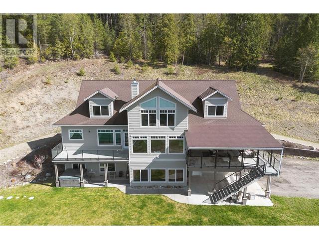 8097 Seed Road, House detached with 5 bedrooms, 4 bathrooms and 4 parking in North Okanagan F BC | Image 98