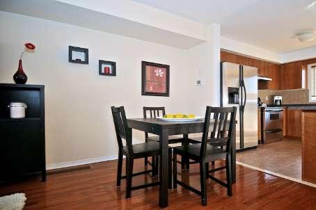 th 6 - 161 Thirteenth St, Townhouse with 3 bedrooms, 2 bathrooms and 2 parking in Toronto ON | Image 3