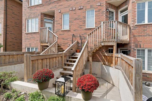 2702 - 2420 Baronwood Dr, Townhouse with 2 bedrooms, 2 bathrooms and 1 parking in Oakville ON | Image 19