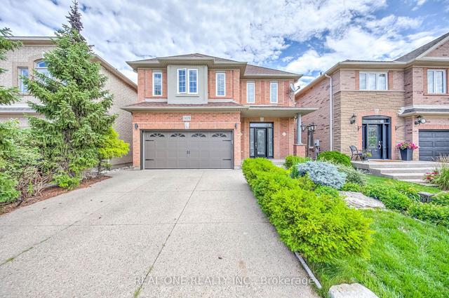 1418 Gulledge Tr, House detached with 4 bedrooms, 3 bathrooms and 3 parking in Oakville ON | Image 34
