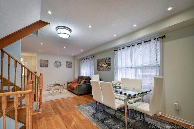 135 Novella Rd, House attached with 3 bedrooms, 3 bathrooms and 2 parking in Vaughan ON | Image 8