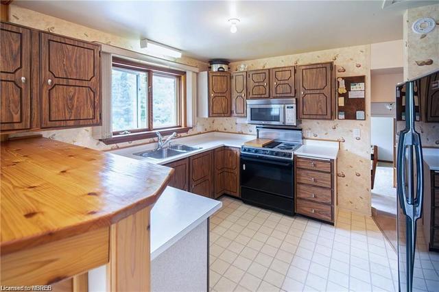 1281 Hwy 654 W, House detached with 3 bedrooms, 3 bathrooms and 12 parking in Callander ON | Image 28