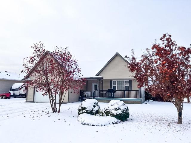 8710 101 Street, House detached with 4 bedrooms, 3 bathrooms and 8 parking in Mackenzie County AB | Image 12