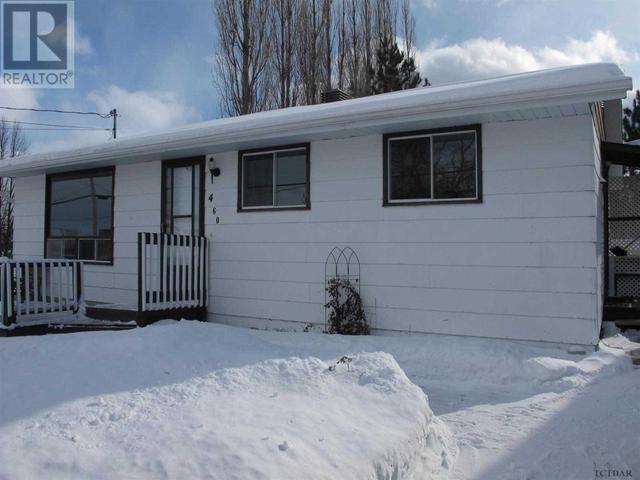 460 Albert St, House detached with 2 bedrooms, 2 bathrooms and 2 parking in Temiskaming Shores ON | Image 1