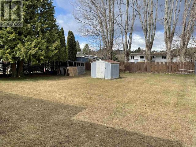 4816 Straume Avenue, House detached with 5 bedrooms, 2 bathrooms and null parking in Terrace BC | Image 17