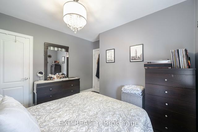 54 William St, House detached with 3 bedrooms, 2 bathrooms and 5 parking in Toronto ON | Image 11