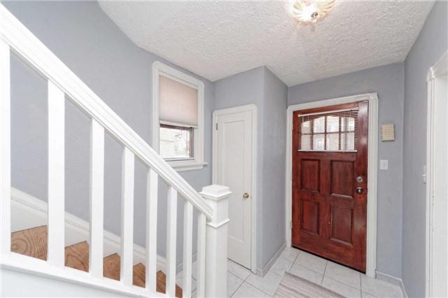 132 Alameda Ave, House detached with 3 bedrooms, 2 bathrooms and 3 parking in Toronto ON | Image 3